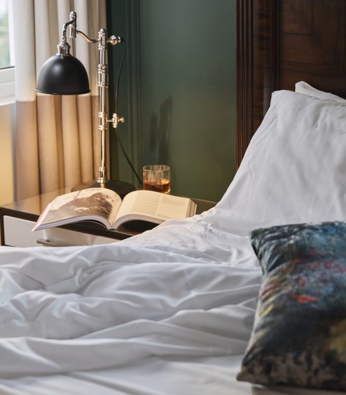 Room feature