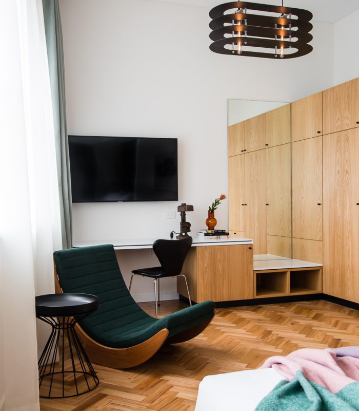 Room feature