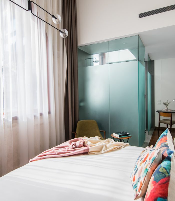 Room feature
