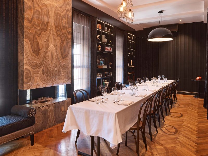 Ode Hotels - The Inchcolm Hotel Brisbane - Brisbane Accommodation
